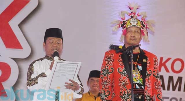 Kampanye di Samarinda, Ma’ruf Amin Mendapat Gelar Tokoh Besar Pemersatu Bangsa