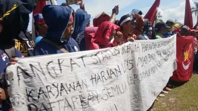 Protes Hak Berbuntut PHK?
