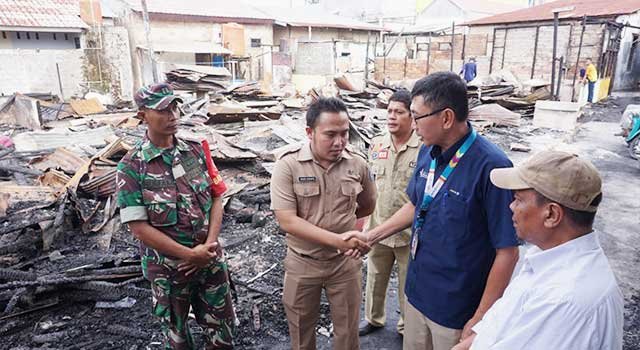Respon Cepat Pupuk Kaltim, Bantu Makanan Sahur dan Berbuka Korban Kebakaran Gang Piano