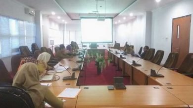 Komisi II Bahas Revisi Perda Retribusi Perizinan Tertentu