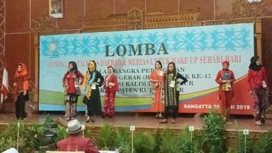 Lomba Busana Khas Daerah Meriahkan HKG PKK