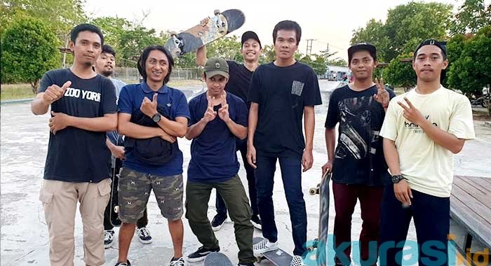 skateboarding bontang