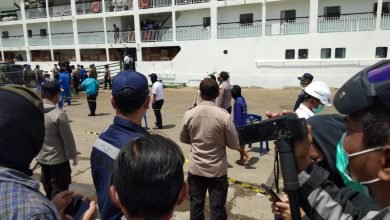 Penumpang kapal KM Adhtiya tiba di Pelabuhan Samarinda