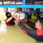 relawan banjir