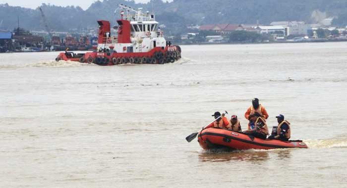 Terpeleset Sungai Mahakam