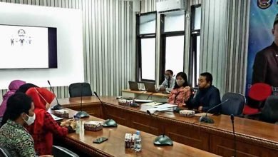 Rapat Koordinasi dengan Dinas Koperasi, UMKM dan Perdagangan, DPMPTSP Bontang Ajak Pengusaha Memiliki IUP