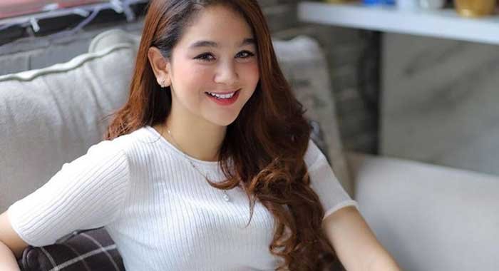 Hana Hanifah Ditangkap Bareng Pria di Kamar Hotel