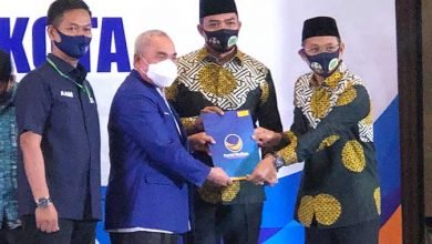 Usai Terima SK Dukungan Partai NasDem, Andi Harun-Rusmadi Tatap Pilwalkot Samarinda Penuh Optimis