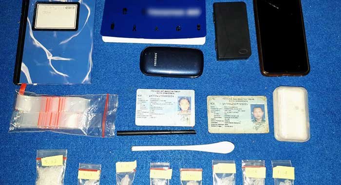 Tunggu Pembeli di Pinggir Jalan, Kurir dan Bandar Sabu Diciduk Polisi