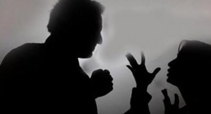 Lihat Bekas Cupang di Dada, Suami Aniaya Istri Hingga Rahang Bergeser