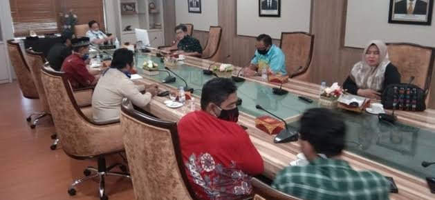 Komisi III DPRD Bontang Menggali Informasi Raperda Terkait Limbah Covid-19