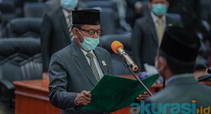 Sutarmin Resmi Dilantik Jadi Anggota DPRD Bontang Gantikan Etha Rimba yang Maju Pilkada