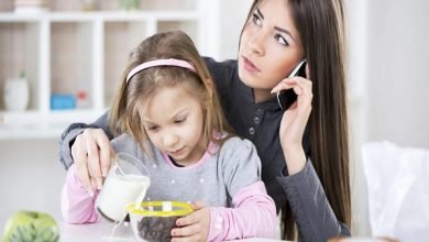 Cara Mengatasi Anak yang Tidak Mau Lepas dari Ibunya