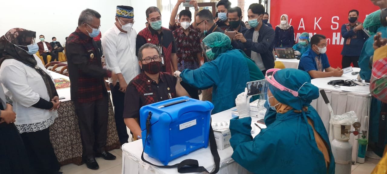 Pejabat dan Tokoh Agama Divaksin, 3 Perwakilan Tak Lolos Skrining 