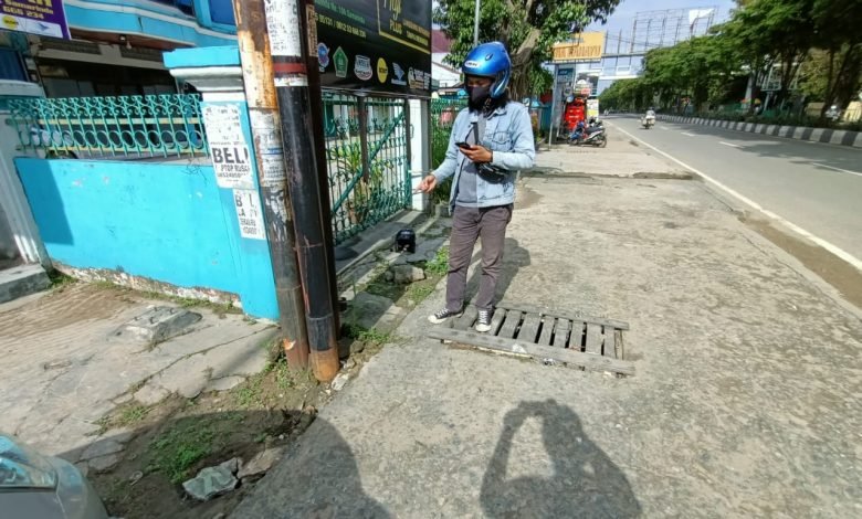 Pegang Tiang Listrik Saat Banjir, Remaja di Samarinda Tewas Tersetrum