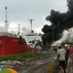 Dua Kapal Tanker Meledak, Tiga Orang Dinyatakan