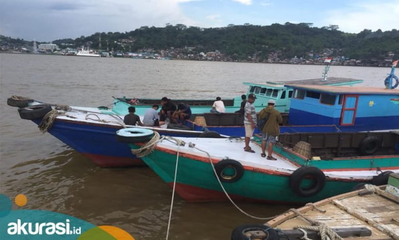 Panik Diperiksa Polisi, Pemilik dan ABK Kapal Terjun ke Sungai Mahakam, 2 Orang Hilang