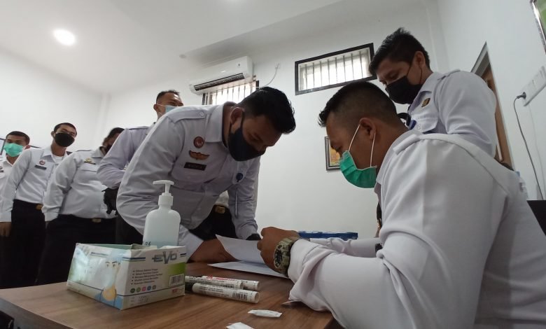 Disebut Sarang Narkoba, Lapas Bontang Gelar Tes Urine, 7 Orang Mangkir