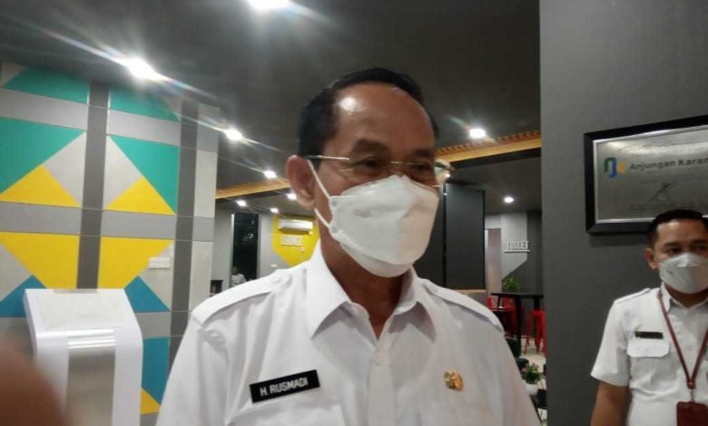 Antisipasi Banjir di Samarinda, Rusmadi Pantau TPS dan Pasang Jala di Bantaran Sungai