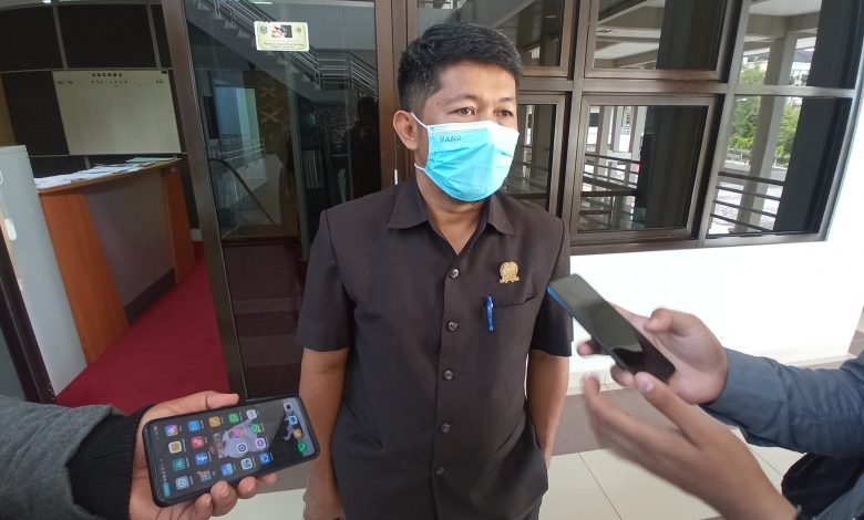 Raking Minta Keadilan bagi Tenaga Non Pendidik Sekolah Negeri