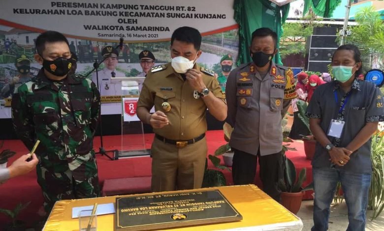 Wali Kota Andi Harun Resmikan Kampung Tangguh Pertama di Samarinda Lawan Covid-19