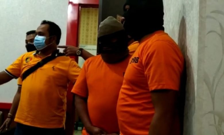 Berkedok Pematangan Lahan, Penambang Ilegal di Pemakaman Covid-19 Diringkus, Amankan 300 Ton Batu Baru