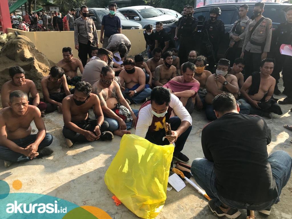Buntut Sengketa Lahan Berdarah, 30 Orang Bawa Senjata Tajam Diciduk Polisi 