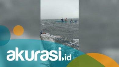 Ketinting Mancing Terbalik Dihantam Badai, Warga Guntung Nyaris Tenggelam di Tenggara Kedindingan