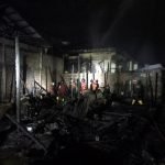 Api Membakar Bangsal 10 Pintu, Penghuni Rumah Nyaris Terbakar