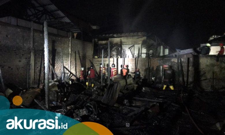Api Membakar Bangsal 10 Pintu, Penghuni Rumah Nyaris Terbakar