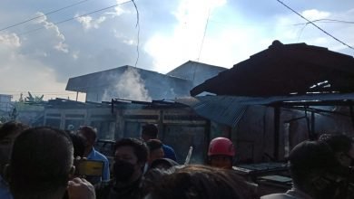 Kebakaran Terjadi di Berbas Tengah, Sejumlah Rumah Dilahap Api dan Warga Dibuat Panik