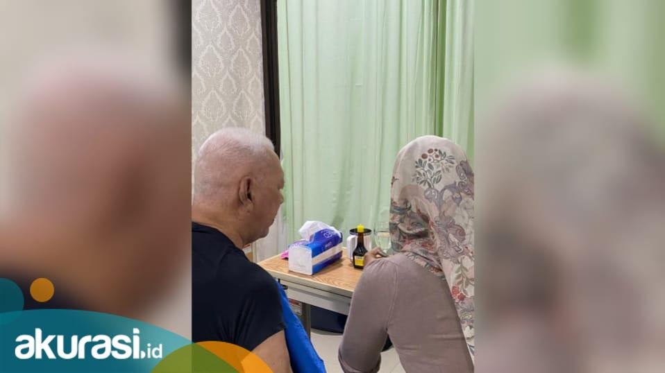 Awang Faroek Kelelahan, Hoaks Bertebaran