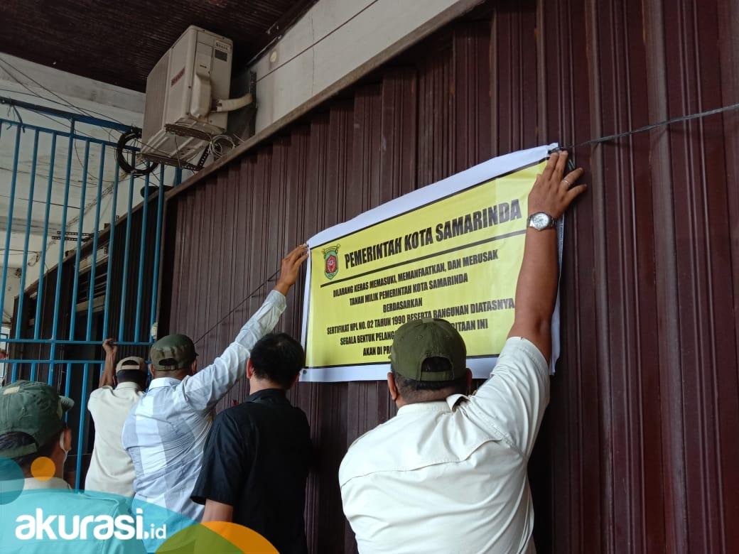 Penyegelan Ruko Citra Niaga, Satpol PP dan Pemilik Ruko Adu Mulut