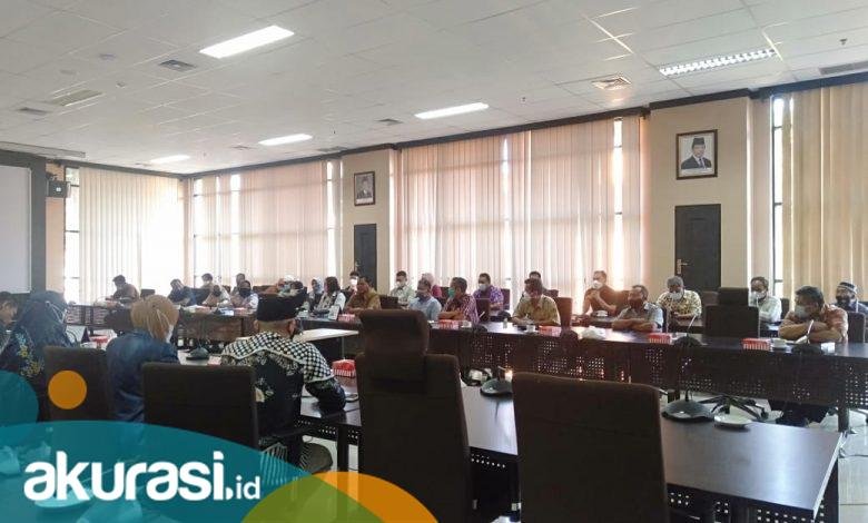 Selesaikan Sengkarut SMA 10 Melati, Disdikbud Diminta Hadir, Jawad: Kalau Perwakilan, Kami Usir