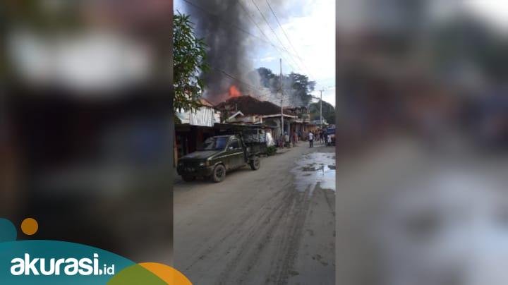 Korsleting Listrik, 11 Bangunan Hangus Terbakar di Samarinda
