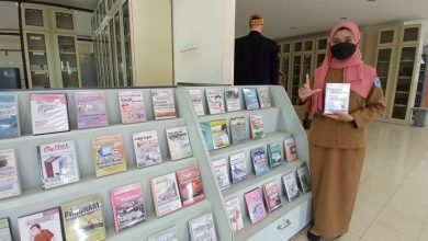Belajar Makin Asyik dengan Koleksi Audio Visual di Dinas Perpustakaan dan Kearsipan Bontang