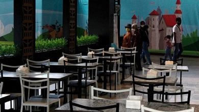 PPKM: Mal Buka Sampai Pukul 5 Sore, Makan di Warteg Cuma 30 Menit
