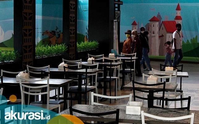 PPKM: Mal Buka Sampai Pukul 5 Sore, Makan di Warteg Cuma 30 Menit