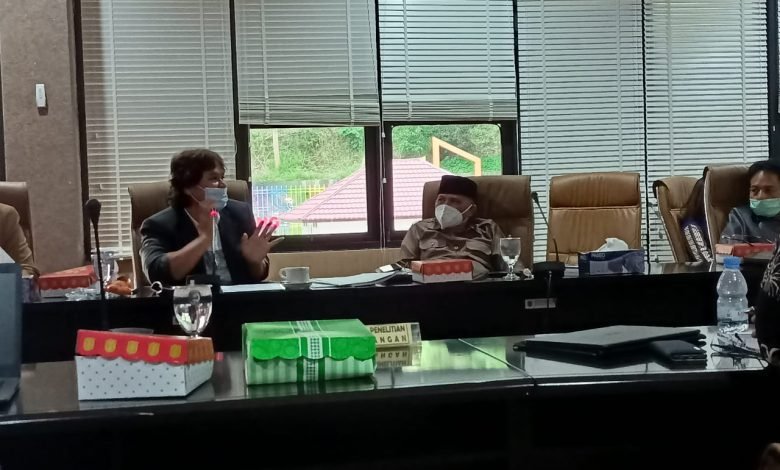 Nursalam Sebut Pemkot Kurang Tepat Lakukan Pelonggaran Kegiatan Masyarakat