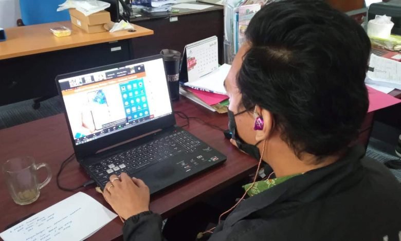 Edukasi Pelajar SLTP dan SLTA, DPK Bontang Gelar Webinar Manfaat Gadget untuk Belajar Daring