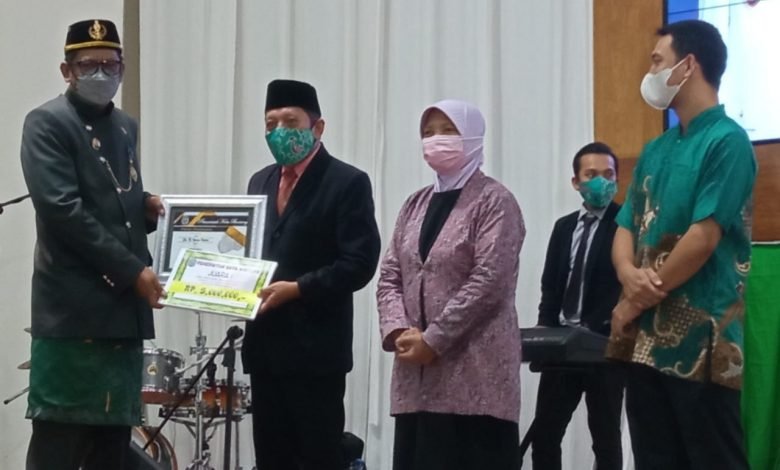 H M Ridwan Habibon, Pemenang Lomba Menelusuri Bontang dalam Foto