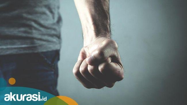 Gegara Zoom Meeting 'Lemot,' Kapolres Nunukan Pukuli Anak Buah