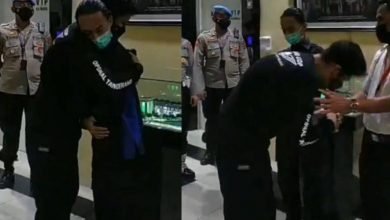 Oknum Polisi “Smackdown” Mahasiswa Minta Maaf