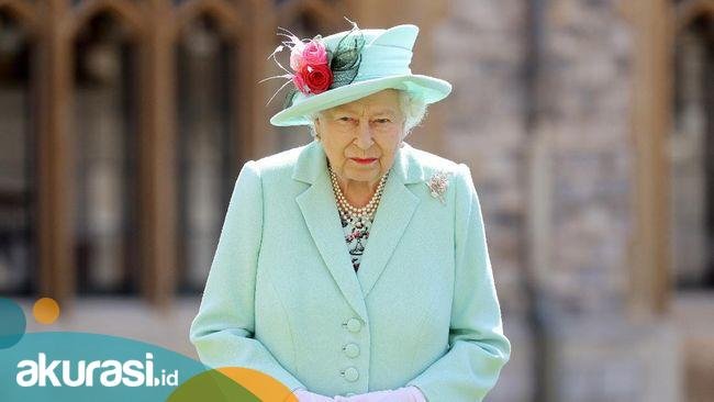 Ratu Elizabeth II Masuk Rumah Sakit
