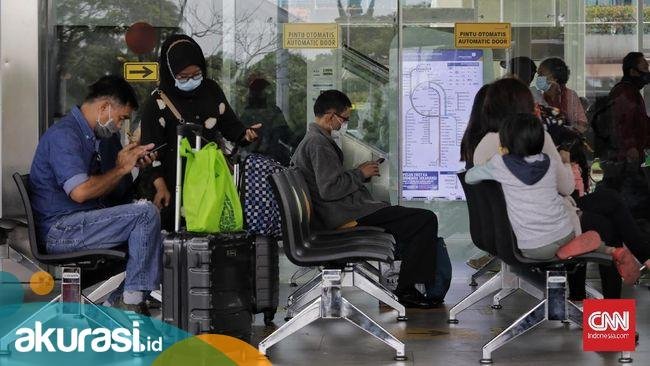 PCR Masih Wajib ke Penumpang Pesawat, Bagi yang Belum Vaksin 2 Kali
