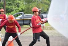 Lomba Pemadam Kebakaran Pupuk Kaltim, Bulan K3 Nasional 2022 - Akurasi.id