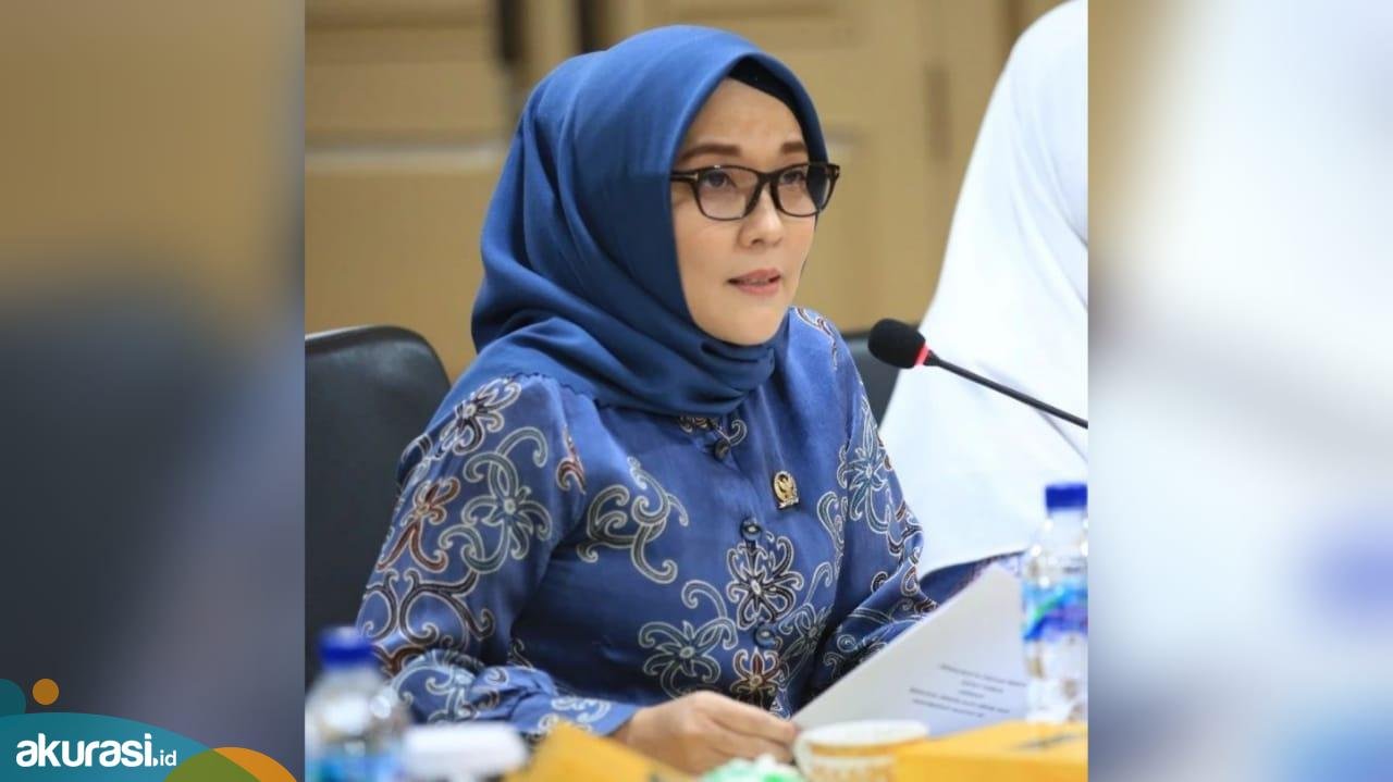 Senator Aji Mawar mendesak agar segera perbaiki jalan trans Kalimantan yang rusak parah, Anggota DPD RI Aji Mirni Mawarni - Akurasi.id
