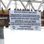 Tuntut Edy Mulyadi Dihukum, LPADKT-KU Ancam Akan Tutup Akses Perlintasan Sungai Mahakam - Akurasi.id