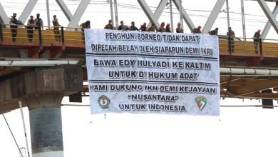 Tuntut Edy Mulyadi Dihukum, LPADKT-KU Ancam Akan Tutup Akses Perlintasan Sungai Mahakam - Akurasi.id