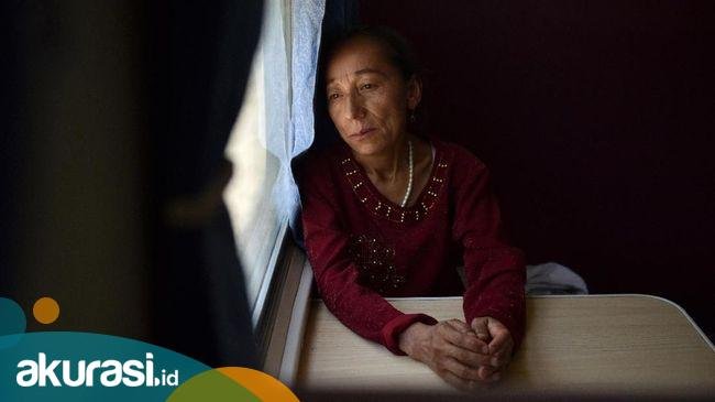Hanya karena Mengajarkan Islam, China Hukum Perempuan Uighur 14 Tahun Bui
